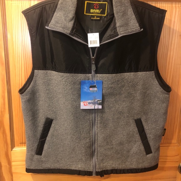Baru Sports Fleece Vest - Picture 2 of 4